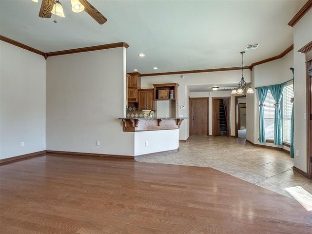 1304 Redbud Court, Moore, OK 73160