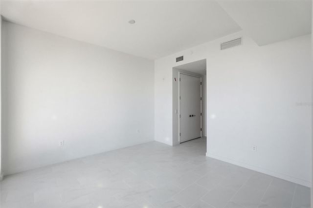 400 CENTRAL AVENUE 1803, St Petersburg, FL 33701