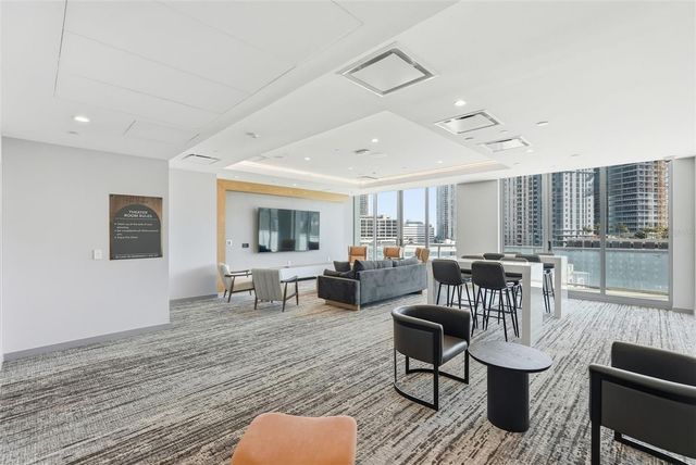 400 CENTRAL AVENUE 1803, St Petersburg, FL 33701