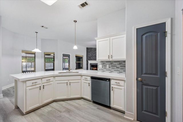 425 Tree Swallow Drive, Pensacola, FL 32503