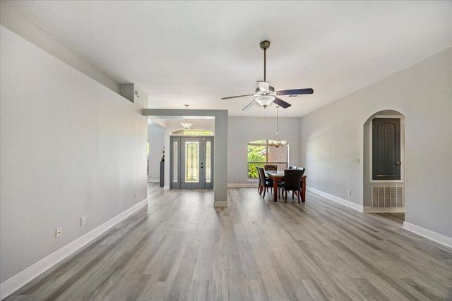 425 Tree Swallow Drive, Pensacola, FL 32503