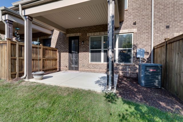 335 Coronado Private Circle, Hendersonville, TN 37075