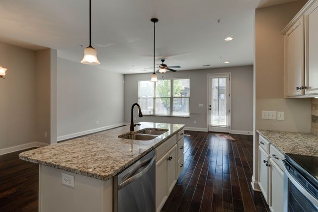 335 Coronado Private Circle, Hendersonville, TN 37075