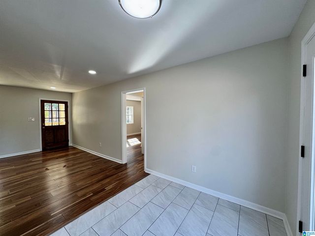 645 SKYVIEW LAKE ROAD, Warrior, AL 35180