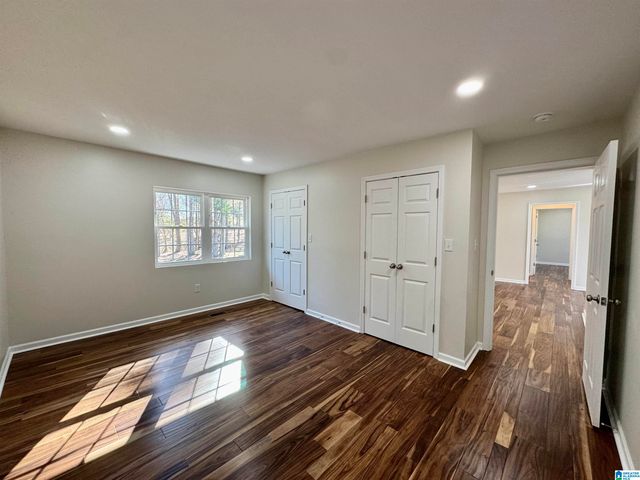 645 SKYVIEW LAKE ROAD, Warrior, AL 35180