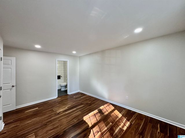 645 SKYVIEW LAKE ROAD, Warrior, AL 35180