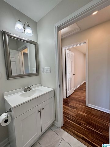 645 SKYVIEW LAKE ROAD, Warrior, AL 35180