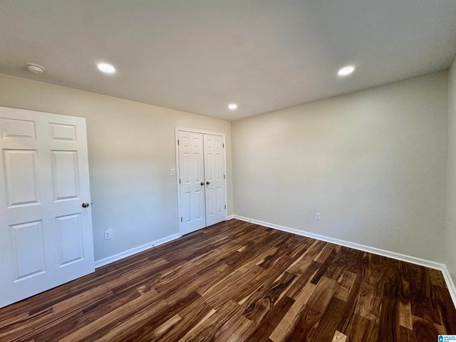 645 SKYVIEW LAKE ROAD, Warrior, AL 35180