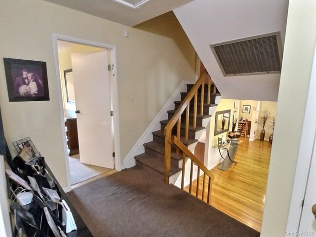 3452 Turf Road, Oceanside, NY 11572