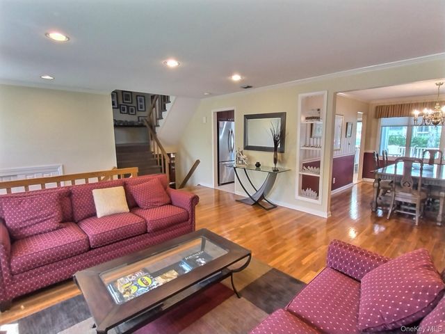 3452 Turf Road, Oceanside, NY 11572