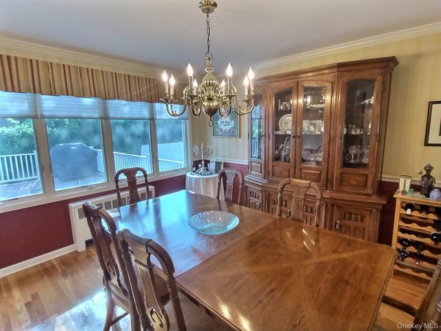 3452 Turf Road, Oceanside, NY 11572