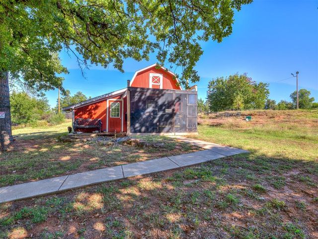 12724 S Coltrane Road, Edmond, OK 73034