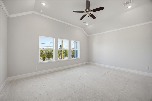 5668 Nolda Street, Houston, TX 77007