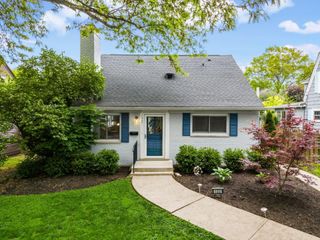 132 N Cassady Avenue, Bexley, OH 43209