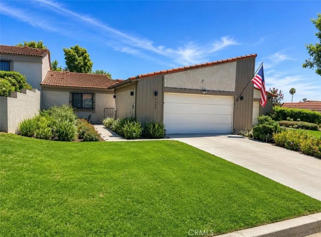 5655 Falling Leaf, Jurupa Valley, CA 92509