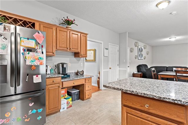 5355 Angel Oaks Drive, Winston-salem, NC 27105