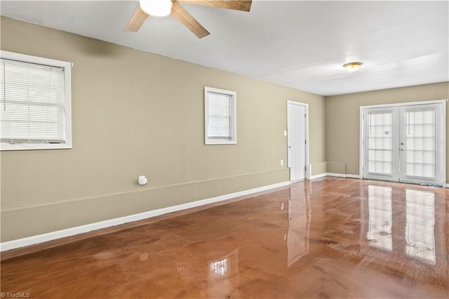 5355 Angel Oaks Drive, Winston-salem, NC 27105