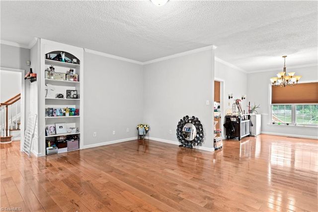 5355 Angel Oaks Drive, Winston-salem, NC 27105