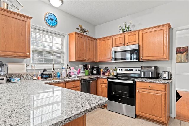 5355 Angel Oaks Drive, Winston-salem, NC 27105