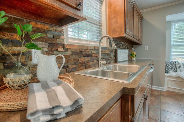 6016 Teas Nursery Road, Conroe, TX 77304