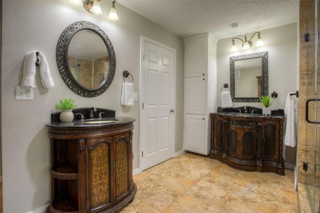 6016 Teas Nursery Road, Conroe, TX 77304