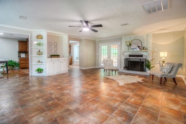 6016 Teas Nursery Road, Conroe, TX 77304