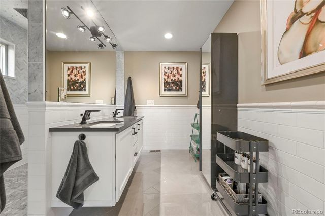 2805 S Sherman Street, Englewood, CO 80113