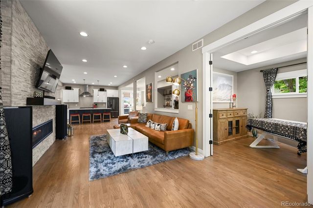 2805 S Sherman Street, Englewood, CO 80113