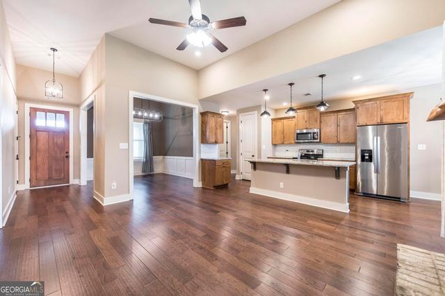213 Barnyard Way, Perry, GA 31069
