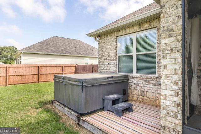 213 Barnyard Way, Perry, GA 31069