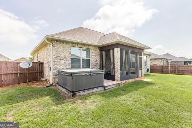 213 Barnyard Way, Perry, GA 31069