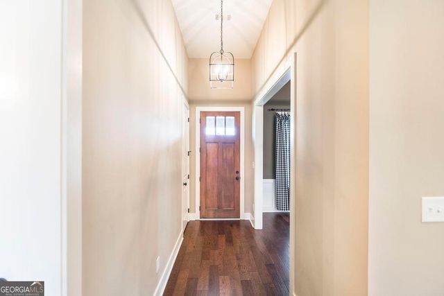 213 Barnyard Way, Perry, GA 31069