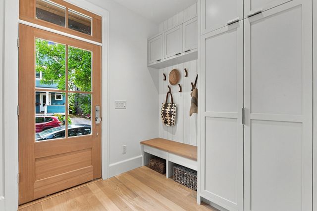 13 Hubbard Avenue, Cambridge, MA 02140