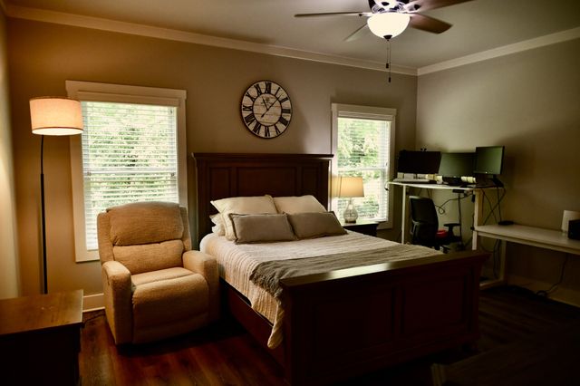 124 Grayson Ln, White House, TN 37188