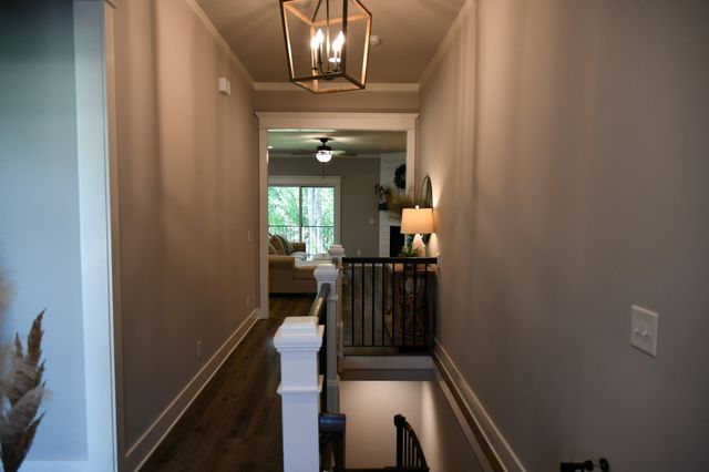124 Grayson Ln, White House, TN 37188
