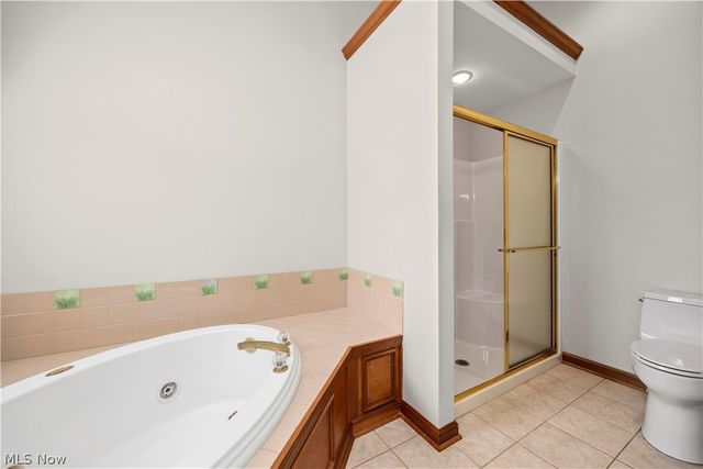 5317 Middlebury Court, Sheffield Village, OH 44054
