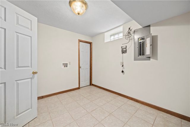 5317 Middlebury Court, Sheffield Village, OH 44054