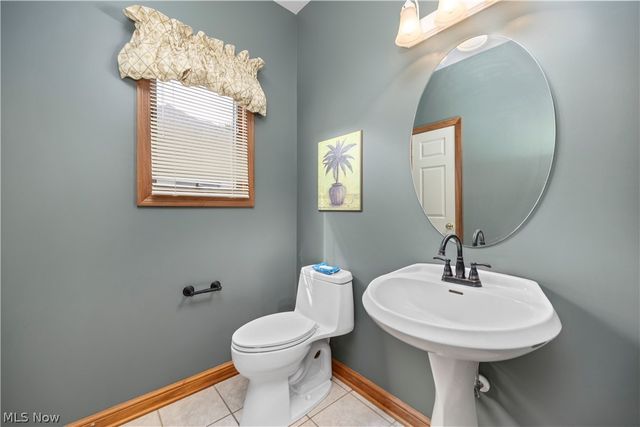5317 Middlebury Court, Sheffield Village, OH 44054
