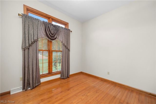 5317 Middlebury Court, Sheffield Village, OH 44054