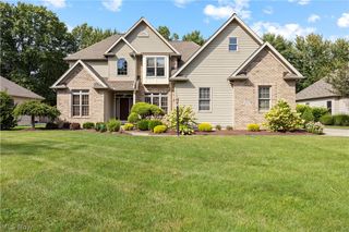 5317 Middlebury Court, Sheffield Village, OH 44054