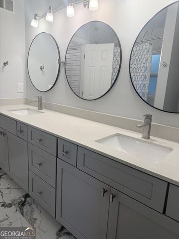 255 Dunwoody Creek Cir Circle, Sandy Springs, GA 30350