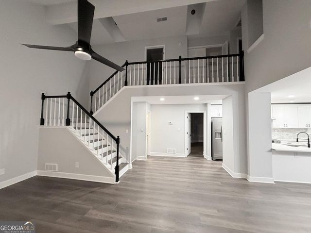 255 Dunwoody Creek Cir Circle, Sandy Springs, GA 30350