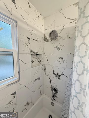 255 Dunwoody Creek Cir Circle, Sandy Springs, GA 30350