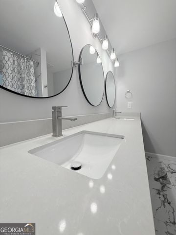 255 Dunwoody Creek Cir Circle, Sandy Springs, GA 30350