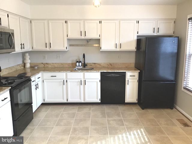 9354 MCCARTHY WOODS CT, Burke, VA 22015