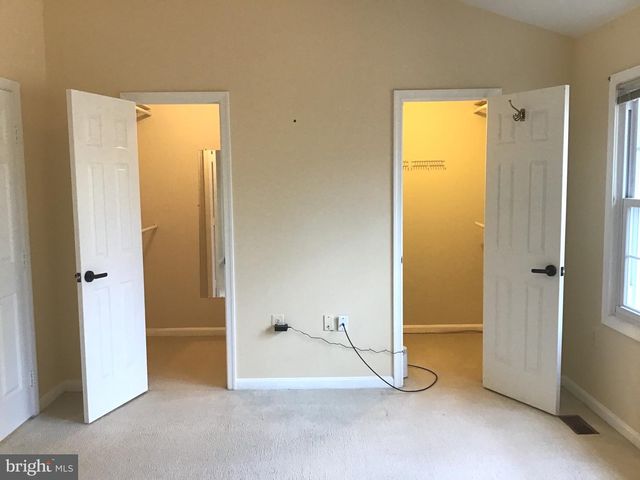 9354 MCCARTHY WOODS CT, Burke, VA 22015