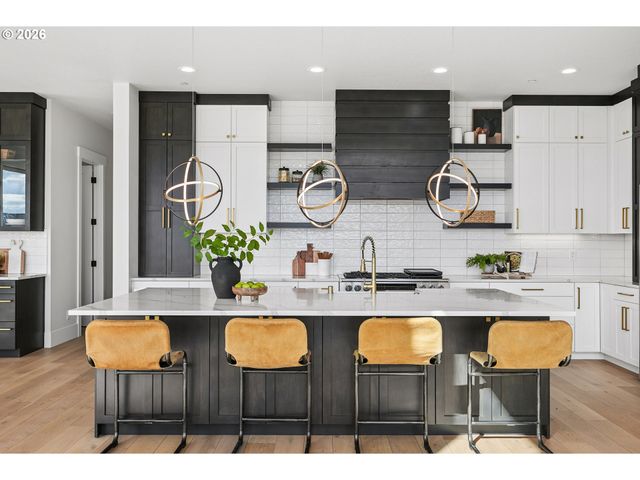 1757 N COLUMBIA RIDGE Way, Washougal, WA 98671