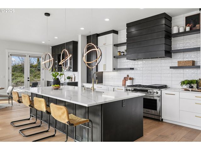 1757 N COLUMBIA RIDGE Way, Washougal, WA 98671