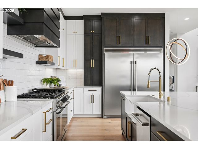 1757 N COLUMBIA RIDGE Way, Washougal, WA 98671