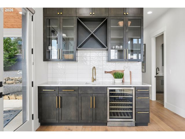 1757 N COLUMBIA RIDGE Way, Washougal, WA 98671